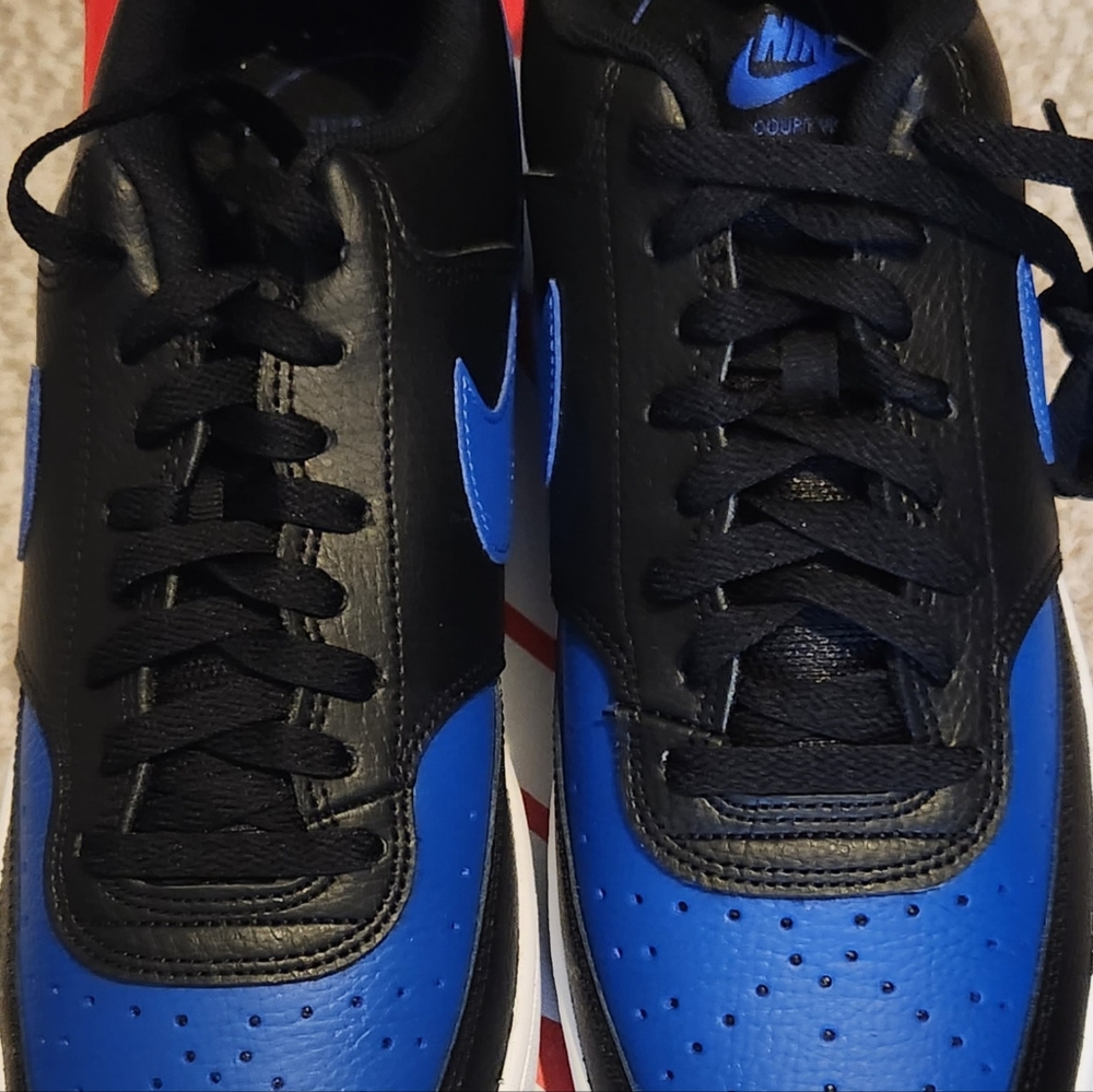 Nike Court Lows - Picture 3 of 4